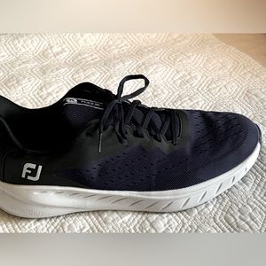 FJ Flex XP Spike-less Golf shoes, Navy mesh/black leather, Excellent Like new